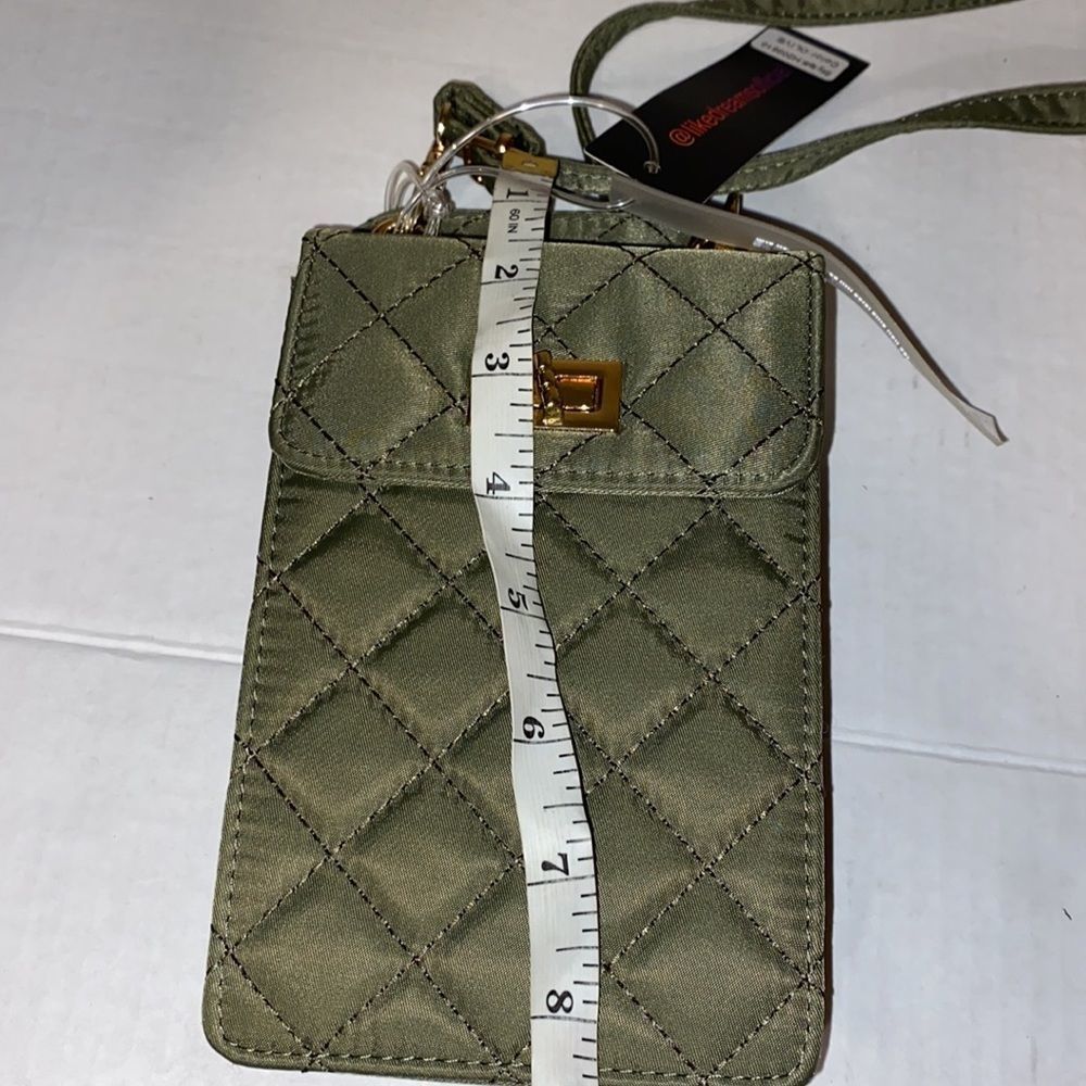 LIKE DREAMS OLIVE GREEN CROSSBODY NWT - Picture 7 of 8